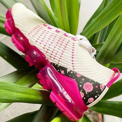 Konjoun™ FloralLace Sneakers