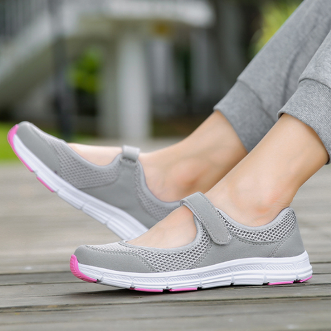 Konjoun™ Breathable Women's Mesh Sneaker